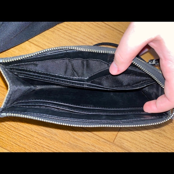 Coach Wristlet - Picture 4 of 4